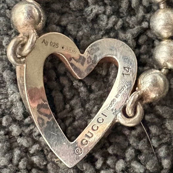 Gucci Sterling Silver Open Heart Ball Chain Ring Size 7 - Picture 5 of 6